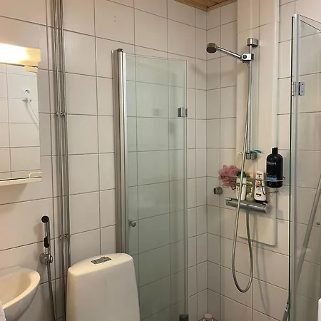 Kotimaailma Kamppi - Pieni Yksioe *